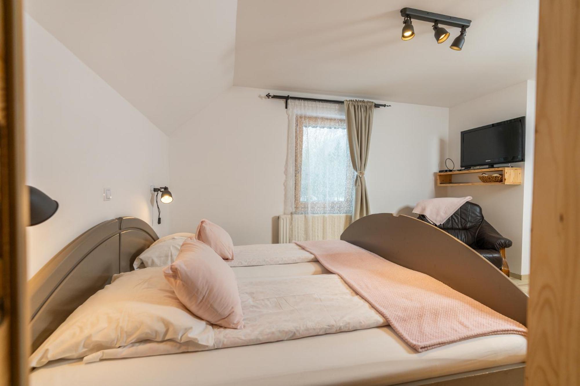 Hisa Erlah Hotel Bohinj Luaran gambar